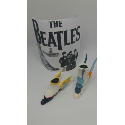 Figurine The Beatles Flying Shoes - Pixi 03704